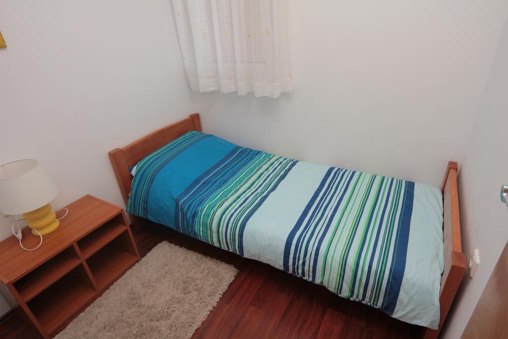Apartments Miroslav Povljana Bagian luar foto